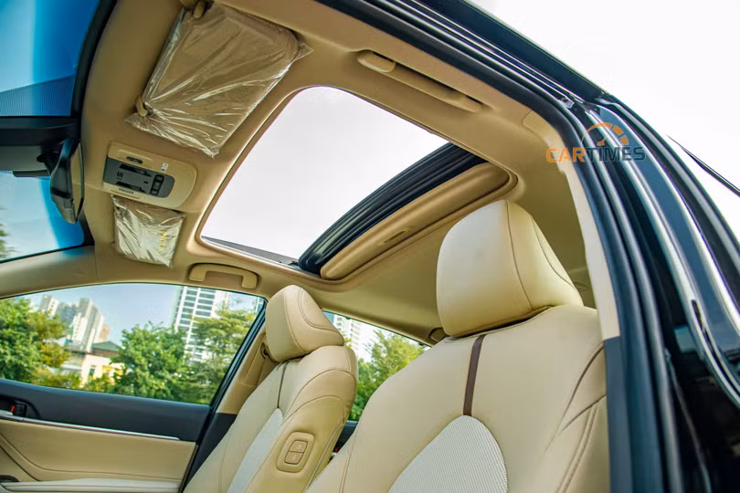 Chi tiết xe Toyota Camry 2022 phiên bản Q vừa ra mắt tại thị trường Việt Nam