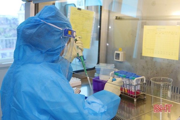 Hà Tĩnh: 84% người từ 18 tuổi trở lên tiêm đủ 2 mũi vắc-xin phòng COVID-19