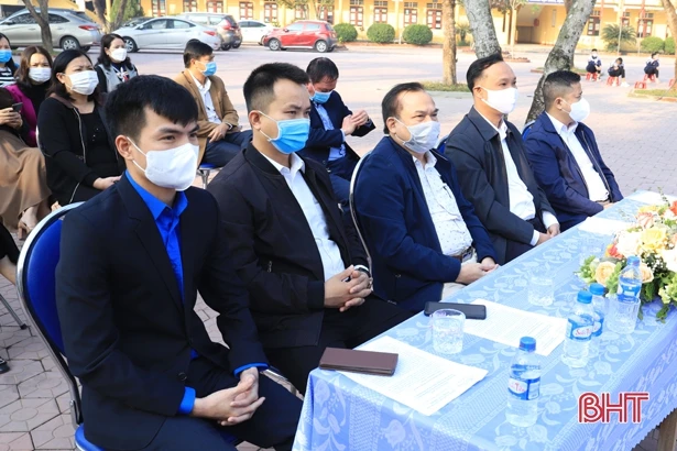 Nghi Xuân trao 14 giải các cuộc thi sáng tạo năm 2021