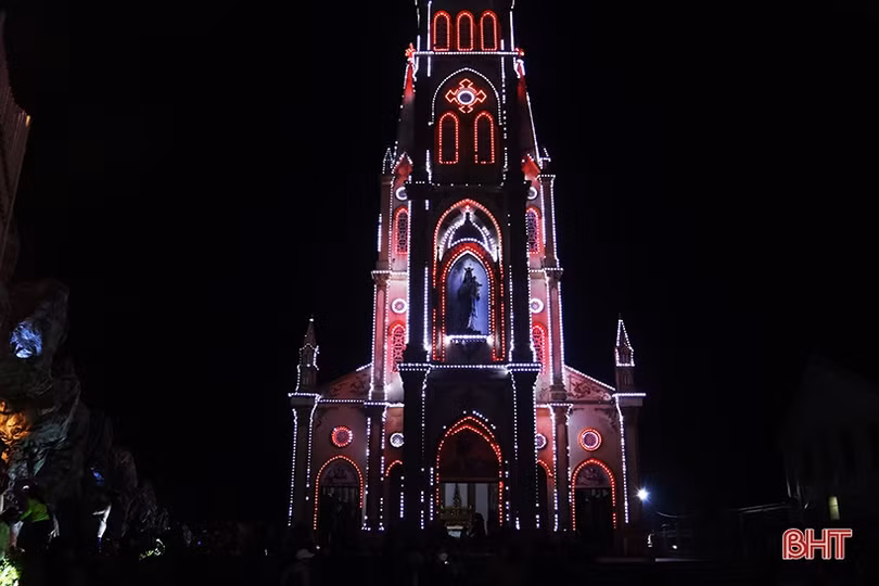 Người dân Hà Tĩnh vui đón Giáng sinh