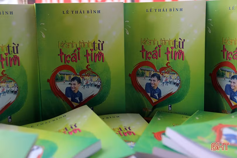 “Hành trình từ trái tim” - câu chuyện truyền cảm hứng của chàng trai khuyết tật Hà Tĩnh