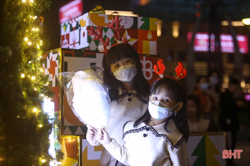 Người dân Hà Tĩnh vui đón Giáng sinh