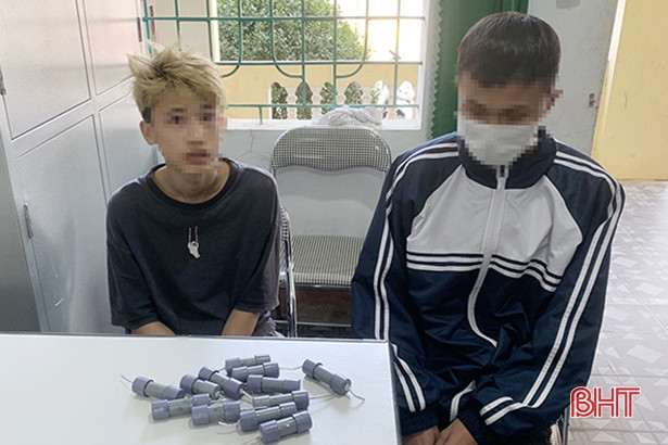 Liên tiếp phát hiện trẻ vị thành niên tự chế, sử dụng pháo nổ ở Nghi Xuân
