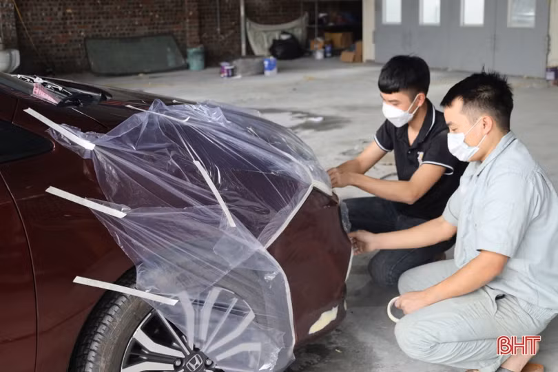 Tết cận kề, đua nhau mang xế cưng đi “tút tát”