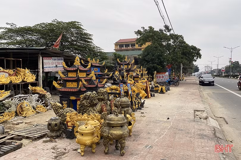 TP Hà Tĩnh kiên quyết dẹp nạn lấn chiếm vỉa hè QL 1 đoạn phía Nam Cầu Phủ