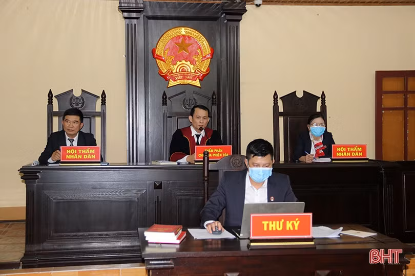 2 ngày thực hiện 3 vụ trộm, lĩnh 36 tháng tù giam