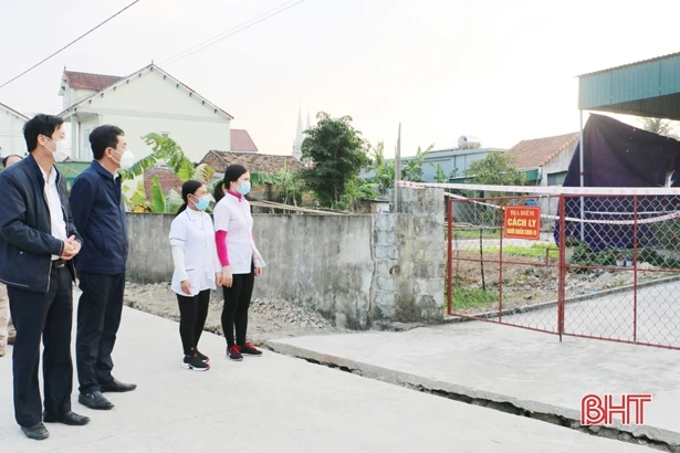 Cách ly, điều trị F0 tại nhà giúp Hà Tĩnh thích ứng linh hoạt với dịch COVID-19