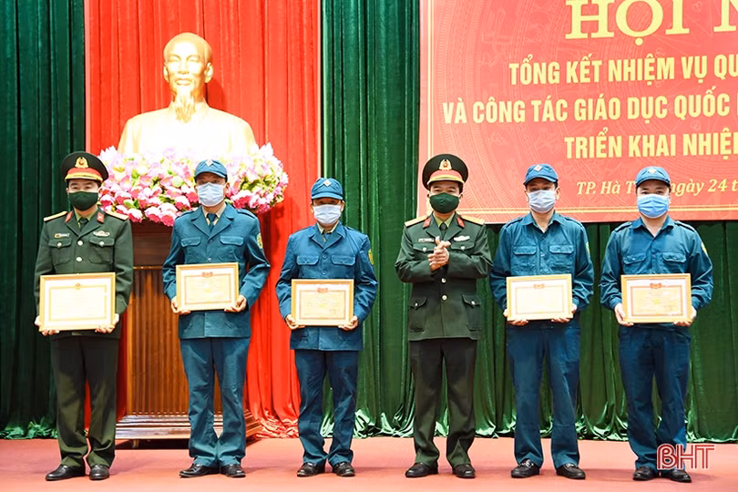 TP Hà Tĩnh: Gắn phát triển kinh tế với củng cố quốc phòng - an ninh