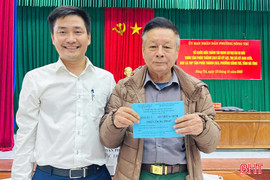 Người dân Tân Phúc Thành vui mừng khi sắp được an cư trên vùng đất mới