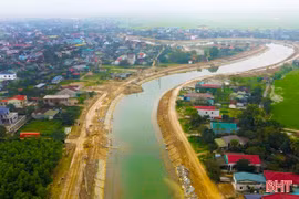 Phấn đấu hoàn thành tuyến kè hơn 220 tỷ đồng ở TX Kỳ Anh trong tháng 5/2025