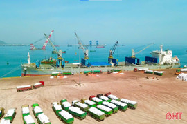 Bến số 3, cảng Quốc tế Lào - Việt nhìn từ trên cao.