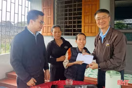 Formosa Hà Tĩnh tặng quà Tết cho các gia đình khó khăn 