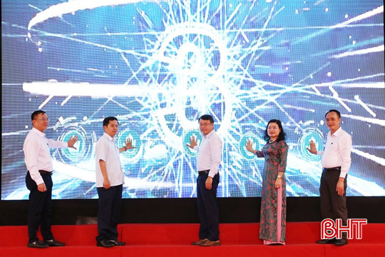 “Bình dân học vụ số” để vững bước trong kỷ nguyên mới