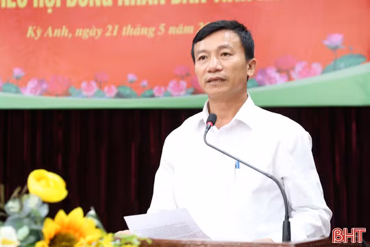 Nghiên cứu chính sách hợp lý nhằm động viên, hỗ trợ đội ngũ cán bộ cơ sở