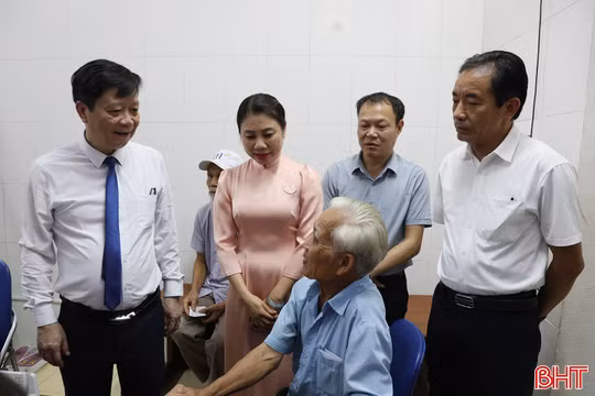 Hà Tĩnh chính thức khám sức khỏe định kỳ miễn phí cho người dân