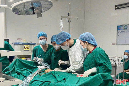 Các cơ sở y tế Hà Tĩnh thu hút, giữ chân bác sĩ như thế nào?