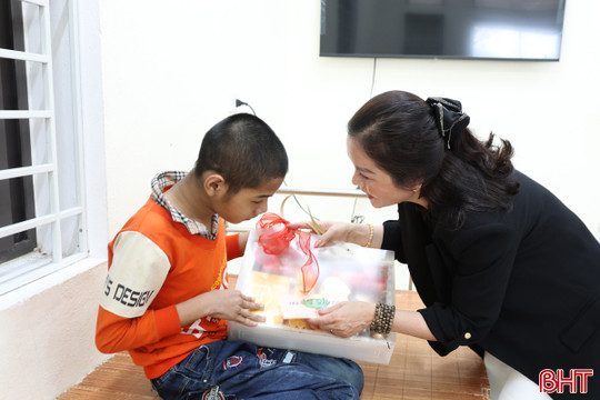 Tết ấm áp, vui vầy ở mái ấm đặc biệt