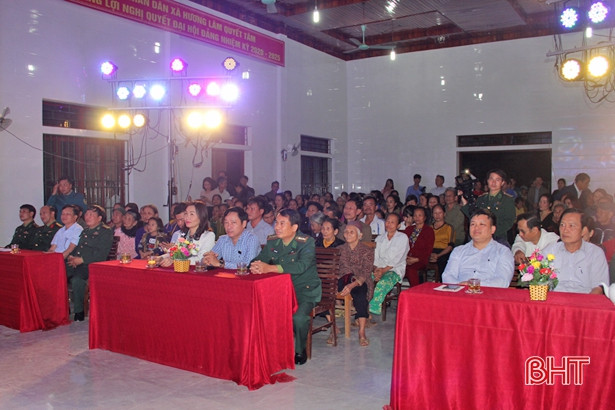 “Xuân biên phòng ấm lòng dân bản” tại xã miền núi Hương Khê