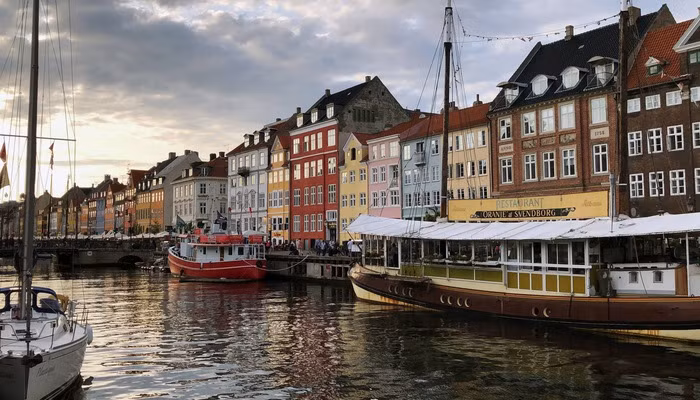 Vì sao Đan Mạch, Phần Lan hạnh phúc nhất thế giới?