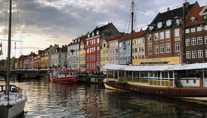 Vì sao Đan Mạch, Phần Lan hạnh phúc nhất thế giới?