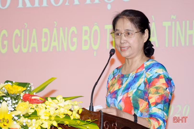 Hội thảo khoa học “90 năm lịch sử vẻ vang của Đảng bộ tỉnh Hà Tĩnh”