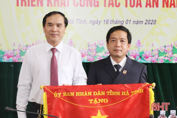 Đảm bảo phán quyết của tòa án đúng pháp luật, bảo vệ quyền công dân