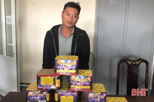  Hà Tĩnh: Giấu pháo trên xe đầu kéo, một tài xế bị khởi tố