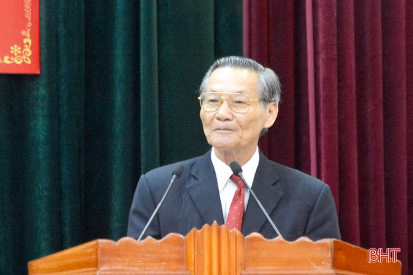 Đội ngũ trí thức, văn nghệ sỹ, báo chí Hà Tĩnh đóng góp quan trọng vào thực hiện nhiệm vụ chính trị của tỉnh