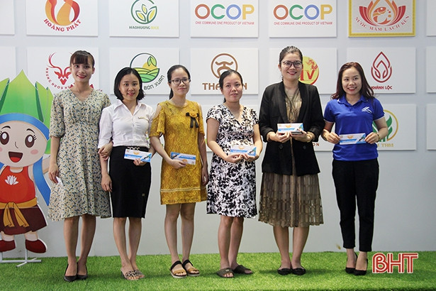 CED Central trao giải thi chụp ảnh cùng sản phẩm Hà Tĩnh