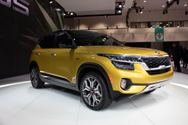 Bản động cơ tăng áp chỉ có duy nhất thiết lập AWD, tiêu hao nhiên liệu lần lượt 9,5 lít/100 km (đô thị), 7,8 lít/100 km (cao tốc), và 8,7 lít/100 km (hỗn hợp). Kia Seltos 2021 ngốn nhiên liệu thế nào?