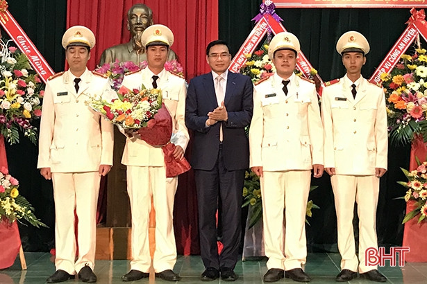 4 công an chính quy đảm nhiệm các chức danh Công an thị trấn Lộc Hà