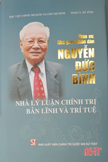 Tưởng niệm một năm ngày mất và ra mắt sách về GS - NGND Nguyễn Đức Bình