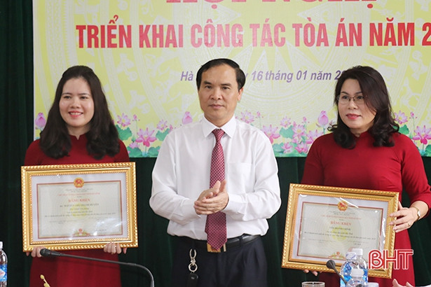 Đảm bảo phán quyết của tòa án đúng pháp luật, bảo vệ quyền công dân