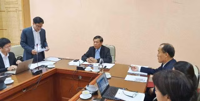 Chuyên gia chỉ cách giảm nguy cơ mắc vi rút bệnh viêm phổi corona