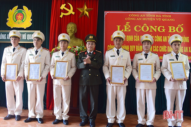 Điều động thêm 11 đồng chí về xã, Vũ Quang phủ kín công an chính quy 100% địa bàn