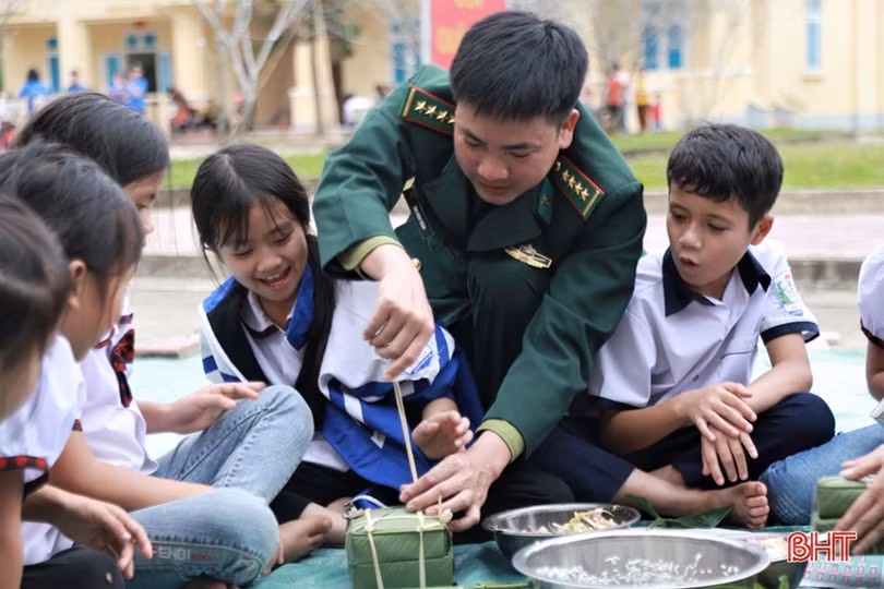 Rộn ràng Xuân biên giới 2020 tại huyện miền núi Hương Khê