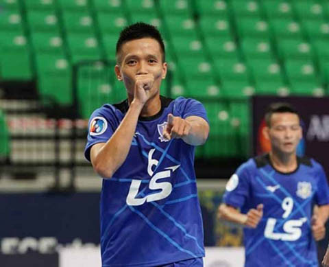 Quang Hải, Hùng Dũng và Văn Hậu góp mặt ở Top 5 Quả bóng Vàng