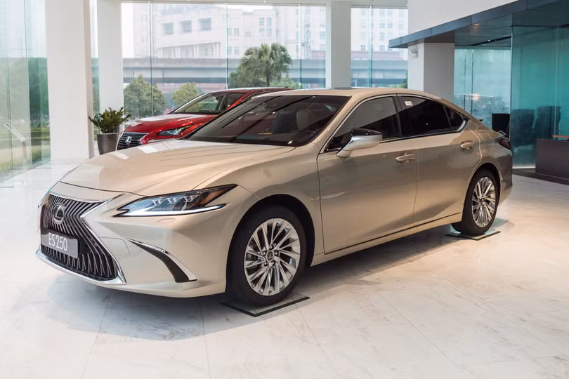 Chi tiết Lexus ES 250 2020 tại Việt Nam - Sedan hạng sang đầy tiện nghi và tinh tế
