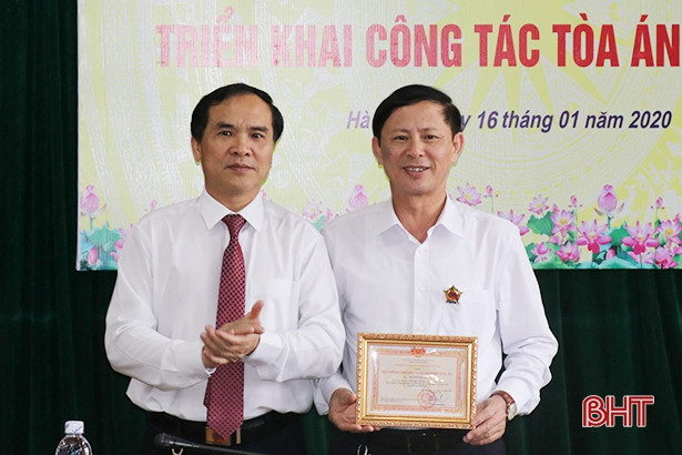 Đảm bảo phán quyết của tòa án đúng pháp luật, bảo vệ quyền công dân