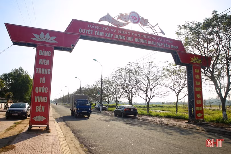 Thành phố Hà Tĩnh náo nức vào xuân