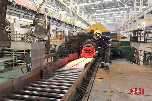 Thu nhập của lao động Hà Tĩnh vượt mức lương tối thiểu vùng từ 64% - 222%
