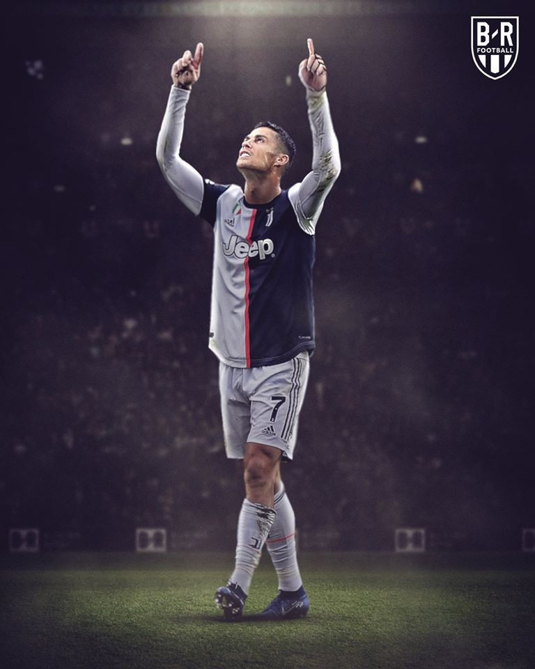 HÀI HƯỚC: Nếu Messi, Ronaldo “bắt chước” cách ăn mừng của nhau thì sao?