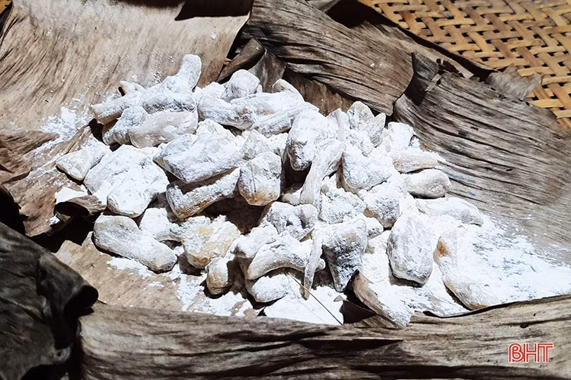 Rộn ràng phiên chợ truyền thống ở Hương Sơn