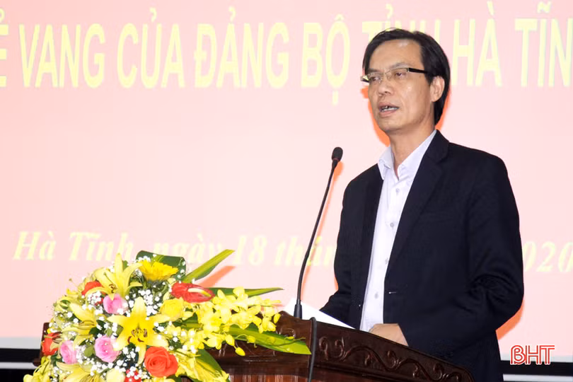 Hội thảo khoa học “90 năm lịch sử vẻ vang của Đảng bộ tỉnh Hà Tĩnh”