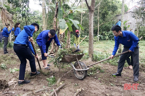 Ấm áp chương trình “Mừng xuân - ơn Đảng” của tuổi trẻ Hà Tĩnh