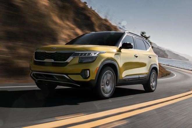 Trong khi đó, Hyundai Venue đạt 7,8 lít/100 km (đô thị), 6,9 lít/100 km (cao tốc), và 7,3 lít/100 km (hỗn hợp) với bản sử dụng hộp số CVT. Kia Seltos 2021 ngốn nhiên liệu thế nào?