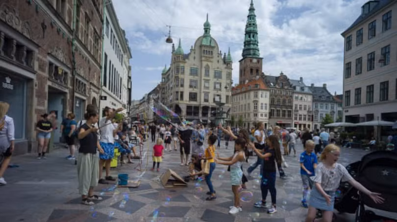 Vì sao Đan Mạch, Phần Lan hạnh phúc nhất thế giới?