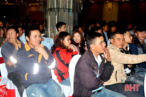 Công đoàn các Khu kinh tế Hà Tĩnh tổ chức “Tết sum vầy” cho công nhân