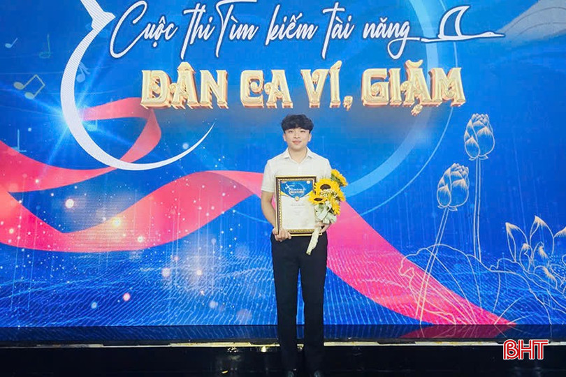 Nguyễn Công Minh giành giải ba Cuộc thi tìm kiếm tài năng Dân ca ví, giặm do Đài PT-TH tỉnh và Sở VH-TT&DL Hà Tĩnh tổ chức bqbht_br_6704cc2a464dfc13a55c.jpg