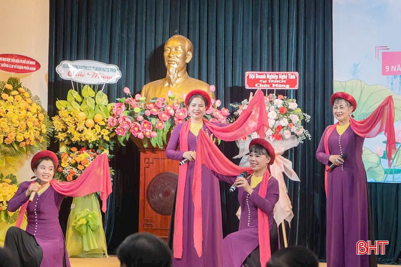 Năm 2016, CLB Dân ca ví, giặm Nghệ Tĩnh phía Nam ra đời như một sân chơi văn hóa cho các thành viên Hội Doanh nghiệp Nghệ Tĩnh tại TP Hồ Chí Minh. bqbht_br_406b924a182da273fb3c.jpg